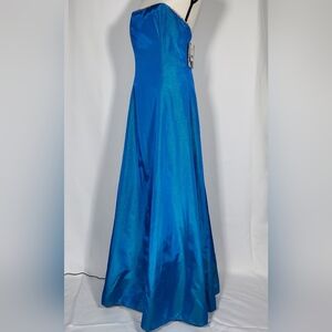 Vintage Elegant Blue Evening Gown Juniors Size 7